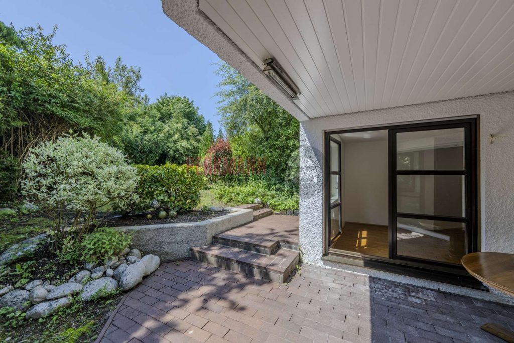 Zugang zum privaten Garten