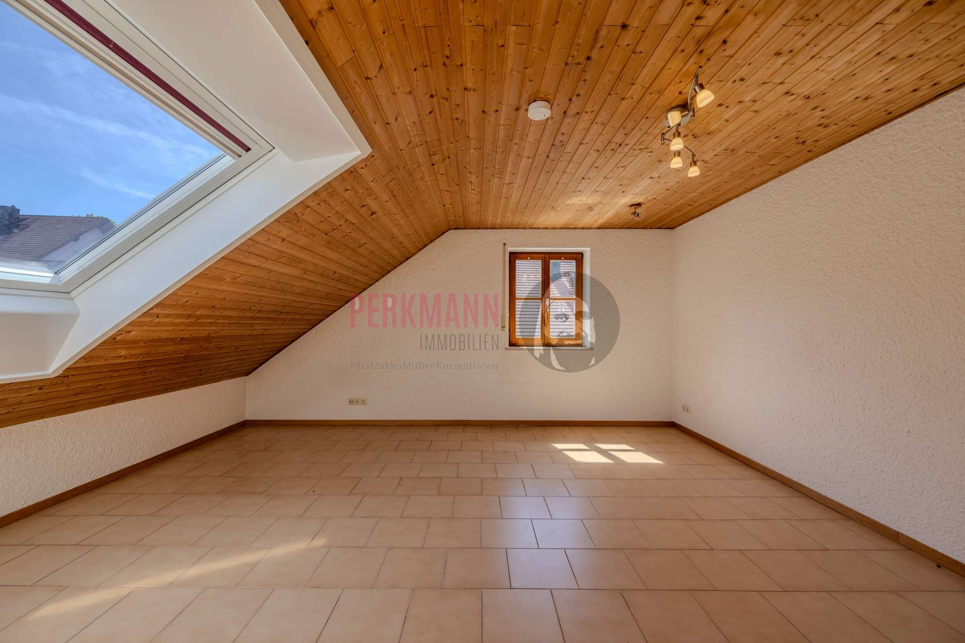 Wohnzimmer im Dachgeschoss