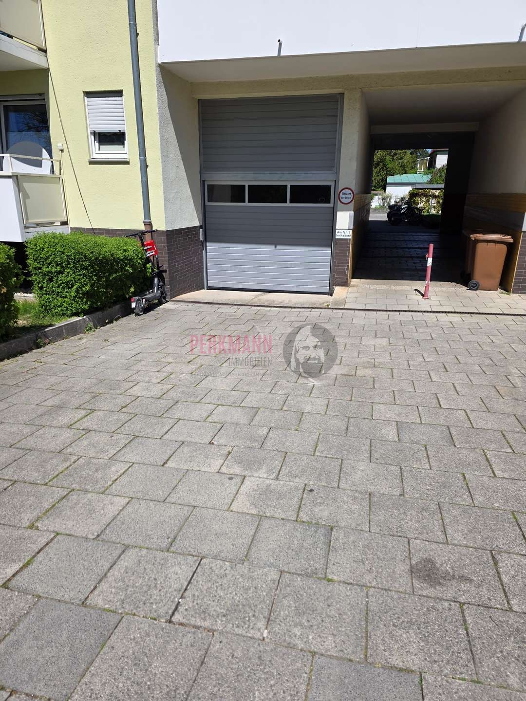 Zufahrt Tiefgarage