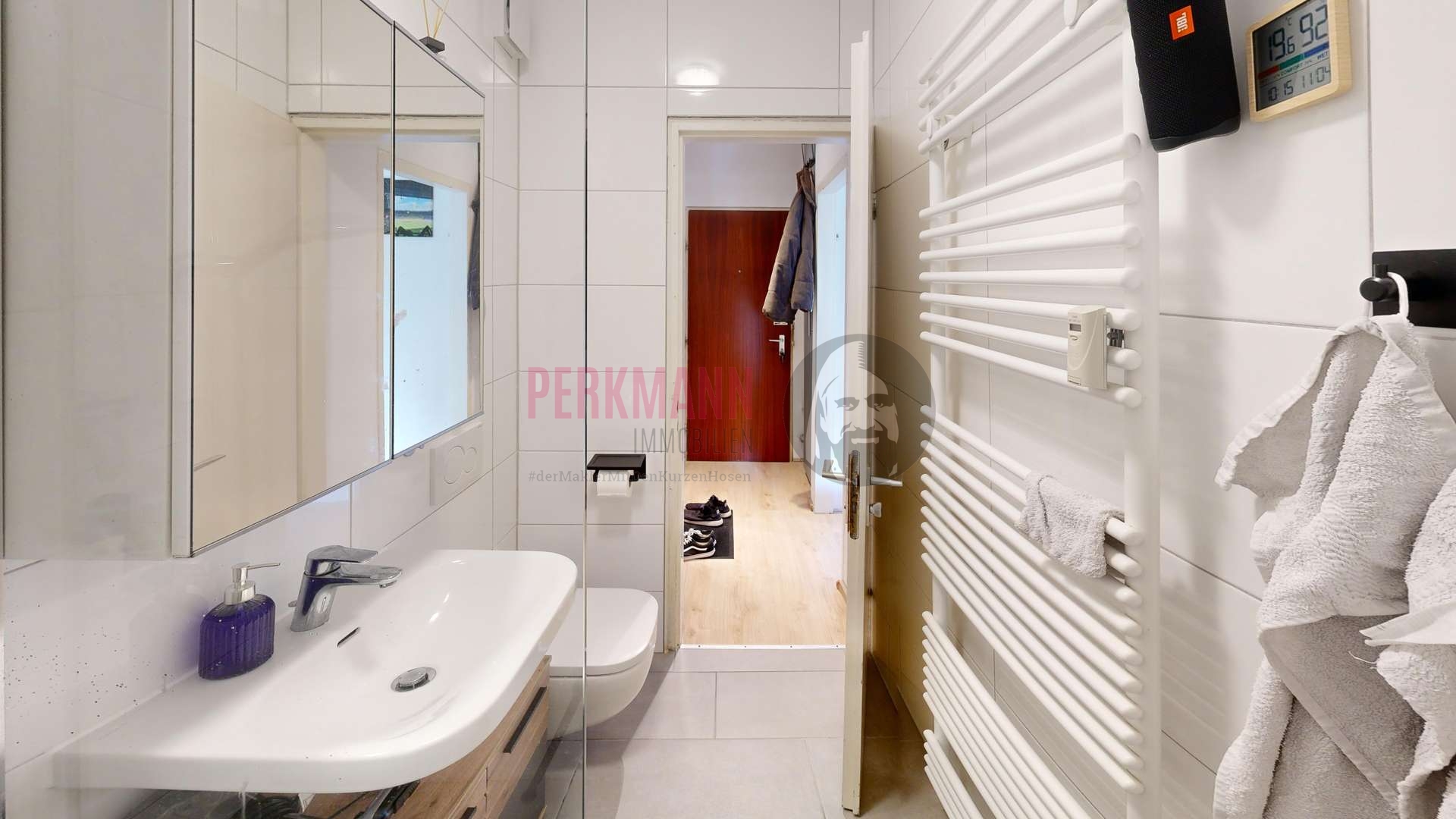 Badezimmer mit Dusche