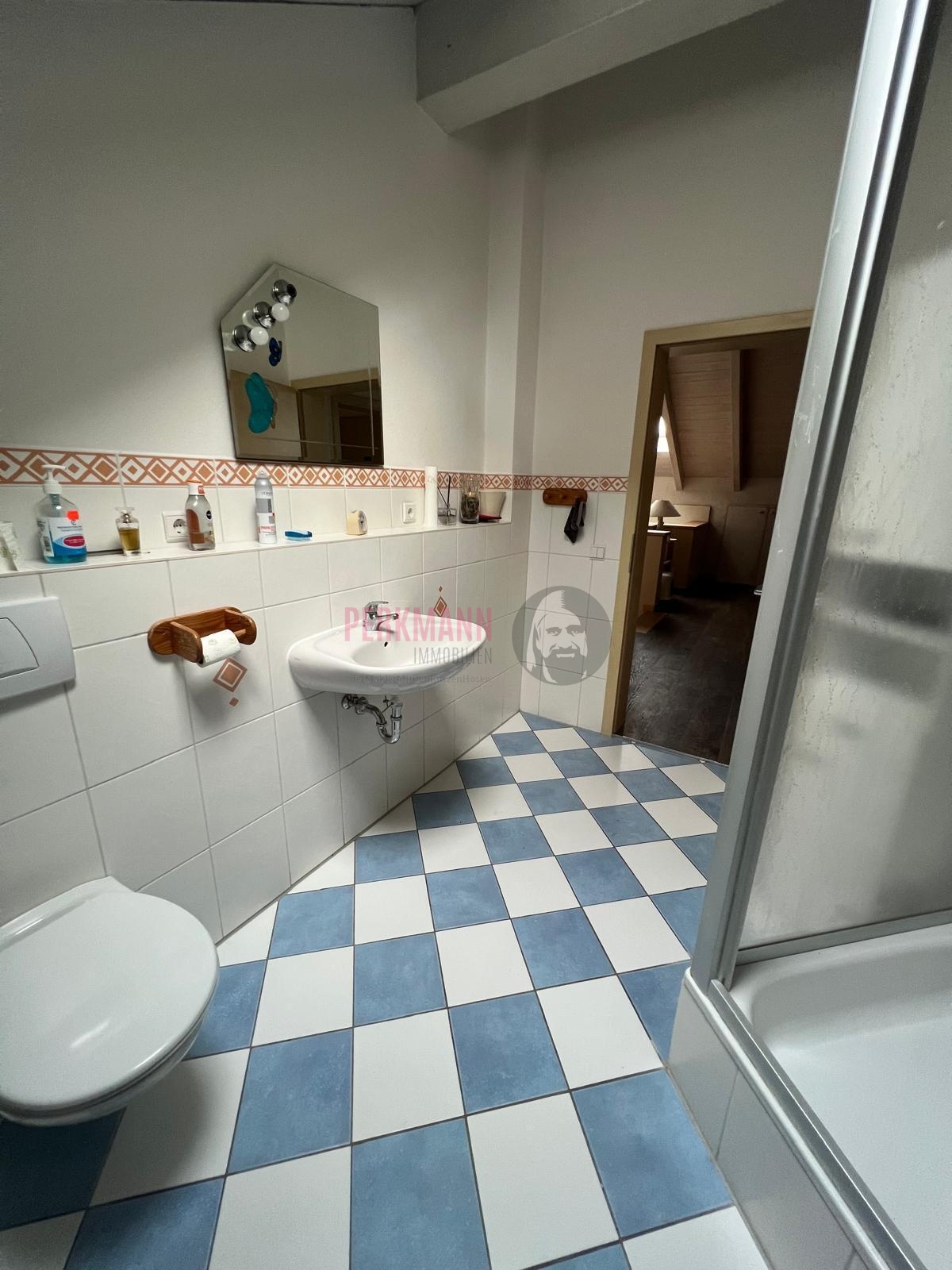 Haus 1 Bad/WC im 1.OG